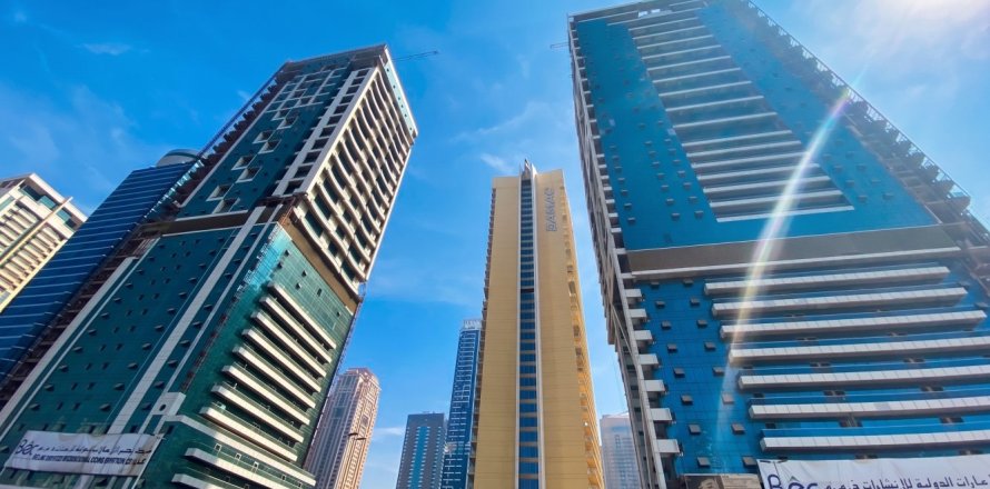 Appartement de 2 chambres à Jumeirah Islands, UAE No. 224578