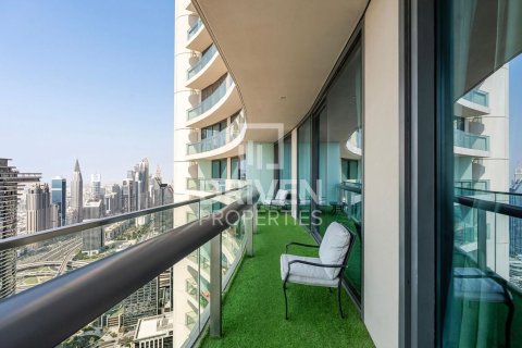 Apartment de 2 dormitorios en Burj Vista, UAE No. 202872 8