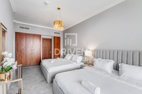 Apartment de 2 dormitorios en Burj Vista, UAE No. 202872 6