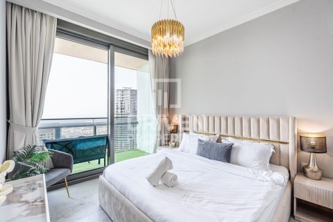 Apartment de 2 dormitorios en Burj Vista, UAE No. 202872 12