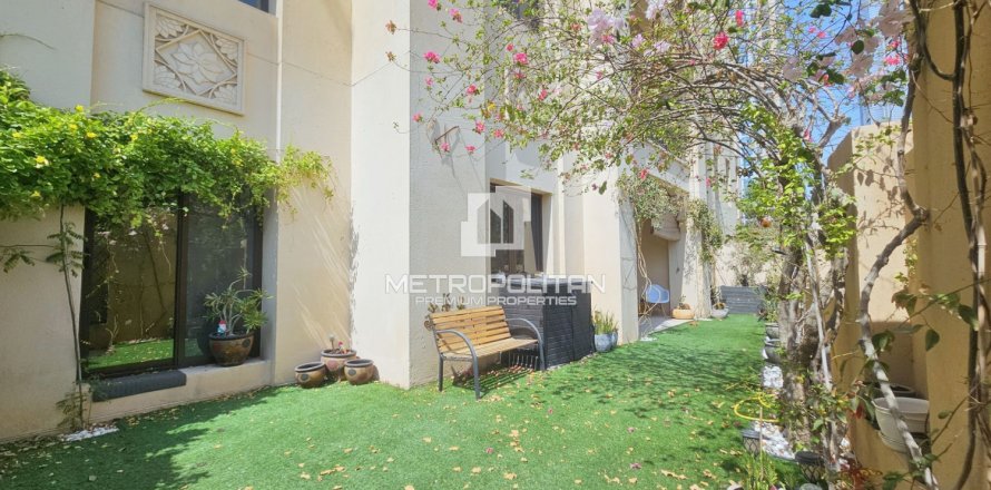 2 غرف نوم شقة في Old Town, الإمارات العربية المتحدة رقم 128162