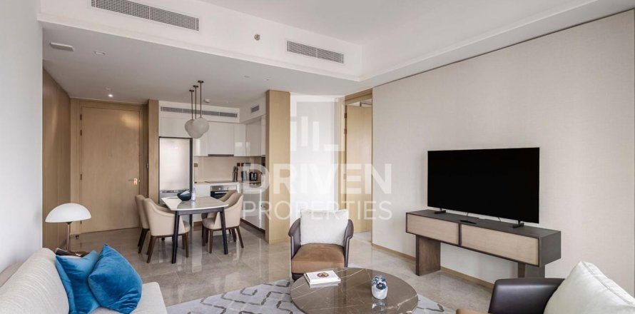Appartement de 2 chambres à Address Harbour Point, UAE No. 217983