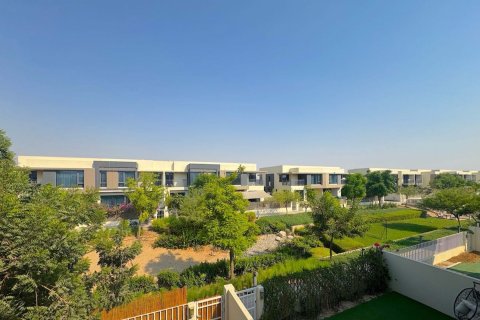 4 bedrooms Villa in Maple 2, UAE No. 213014 5