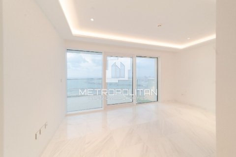 3 bedrooms Apartment in 1 JBR, UAE No. 6919 11