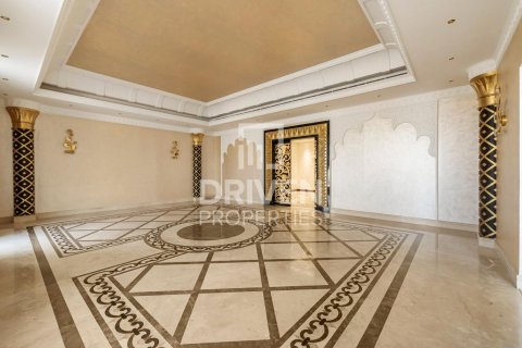 Villa de 6 dormitorios en Nad Al Sheba 2, UAE No. 202690 11
