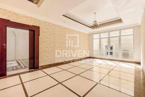 Villa de 6 dormitorios en Nad Al Sheba 2, UAE No. 202690 14