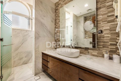 Villa de 6 dormitorios en Nad Al Sheba 2, UAE No. 202690 21