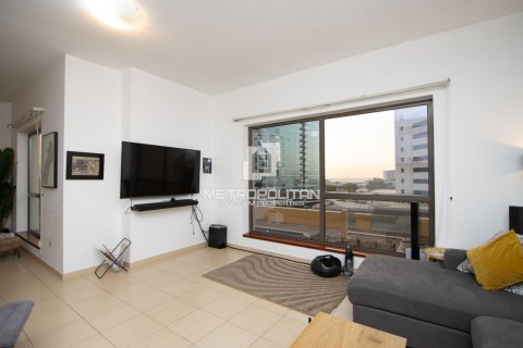 Apartment de 2 dormitorios en Shams, UAE No. 128795