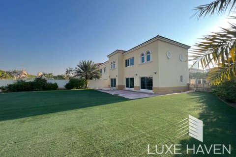 4 غرف نوم فيلا في Legacy, الإمارات العربية المتحدة رقم 10457