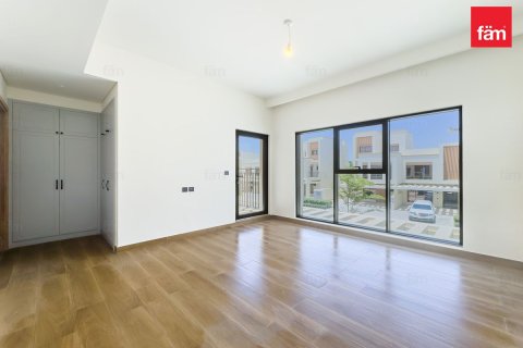 Townhouse de 4 dormitorios en Dubai, UAE No. 223761