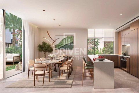 Villa de 4 dormitorios en Dubai, UAE No. 214830 5