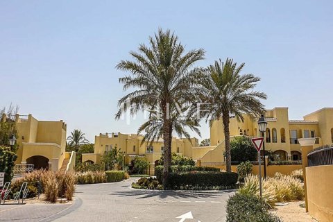 2 غرف نوم فيلا في Dubai Land, الإمارات العربية المتحدة رقم 43447 10
