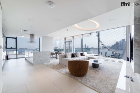 Apartment de 3 dormitorios en Dubai, UAE No. 207762 4