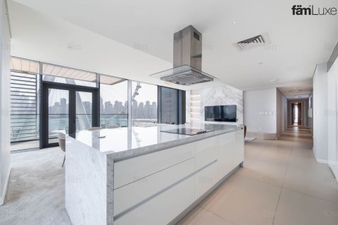 Apartment de 3 dormitorios en Dubai, UAE No. 207762 6