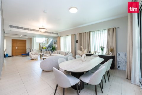 4 bedrooms Villa in Jumeirah Park, UAE No. 160997 3