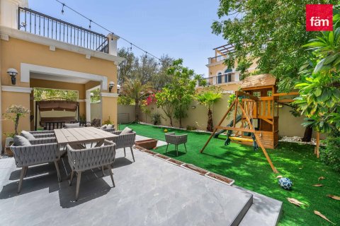 4 غرف نوم فيلا في Jumeirah Park, الإمارات العربية المتحدة رقم 160997