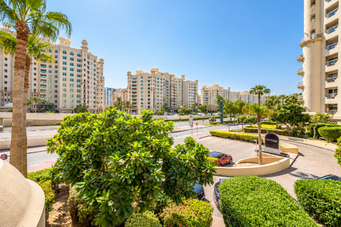 Apartment de 3 dormitorios en Palm Jumeirah, UAE No. 215399 17