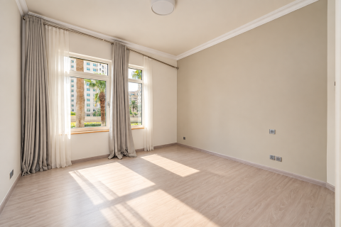Apartment de 3 dormitorios en Palm Jumeirah, UAE No. 215399 6