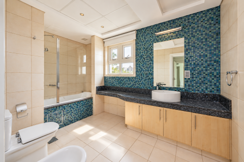 Apartment de 3 dormitorios en Palm Jumeirah, UAE No. 215399 14