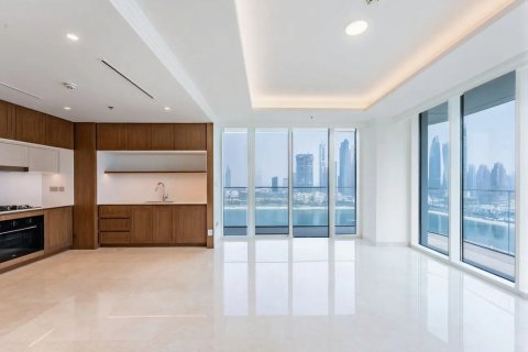 Appartement de 3 chambres à EMAAR Beachfront, UAE No. 197639