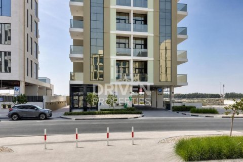Bâtiment de 1592.36m² à Dubai, UAE No. 211187 3