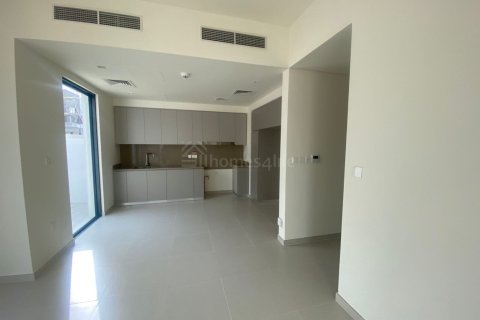 4 bedrooms Villa in EMAAR South, UAE No. 170756 6