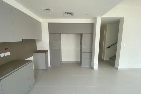 4 bedrooms Villa in EMAAR South, UAE No. 170756 7