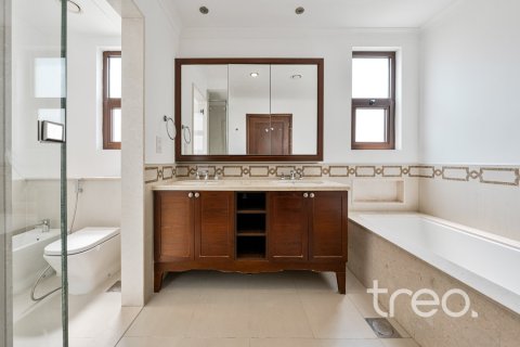 4 bedrooms Villa in Rasha, UAE No. 220775 12