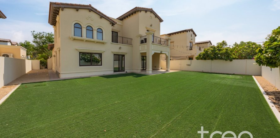 4 bedrooms Villa in Rasha, UAE No. 220775
