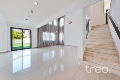 4 bedrooms Villa in Rasha, UAE No. 220775 4