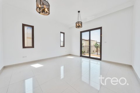 4 bedrooms Villa in Rasha, UAE No. 220775 13