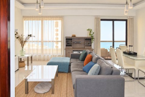 Apartment de 2 dormitorios en Jumeirah Beach Residence, UAE No. 215376 4