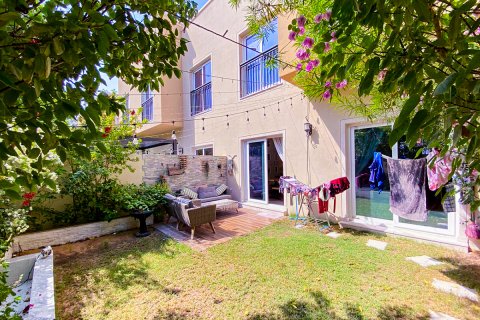 3 bedrooms Townhouse in Villanova, UAE No. 220934
