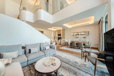 3 bedrooms Apartment in Jumeirah, UAE No. 211251 6