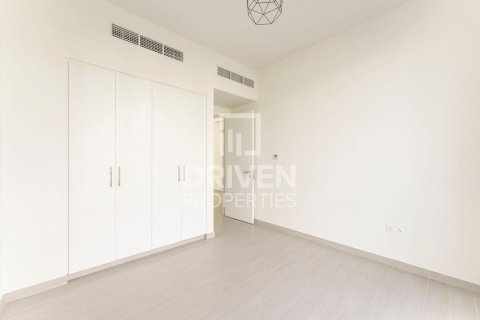 Villa de 4 dormitorios en EMAAR South, UAE No. 215052 8