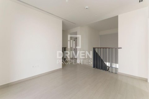 Villa de 4 dormitorios en EMAAR South, UAE No. 215052 3
