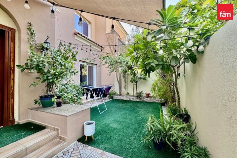 4 غرف نوم فيلا في دبي, الإمارات العربية المتحدة رقم 203465 3