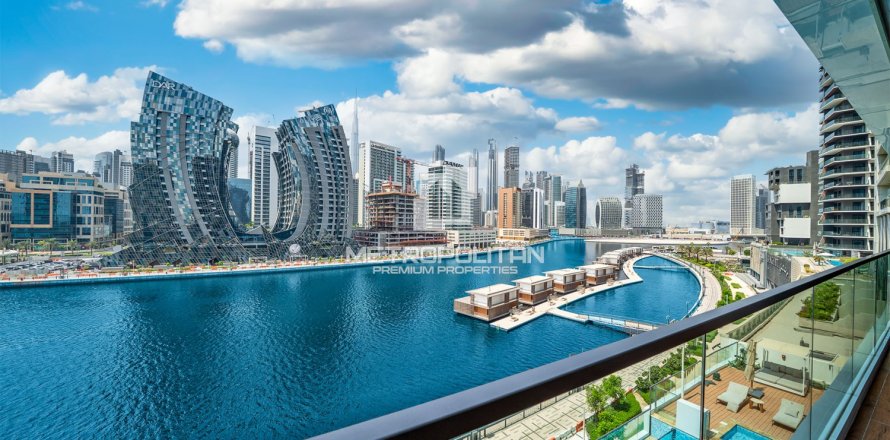 Duplex de 2 dormitorios en Business Bay, UAE No. 128913