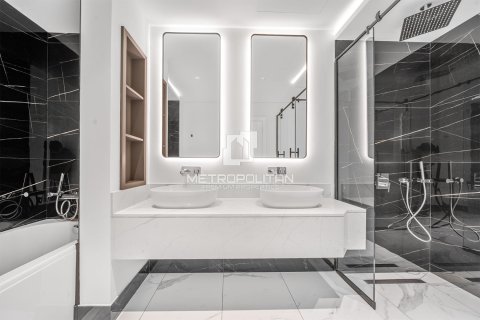 Duplex de 2 dormitorios en Business Bay, UAE No. 128913 21