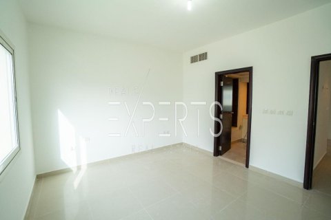 Villa de 5 dormitorios en Al Reef, UAE No. 224193 11