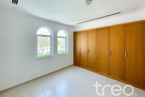 Villa de 3 chambres à Legacy, UAE No. 222764 15