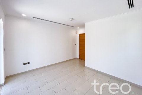 Villa de 3 chambres à Legacy, UAE No. 222764 23