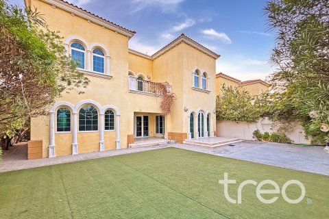 Villa de 3 chambres à Legacy, UAE No. 222764 3