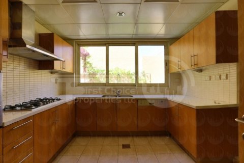 5 غرفة نوم  فيلا في Al Raha Gardens, الإمارات العربية المتحدة رقم 13282 6