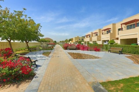 5 غرفة نوم  فيلا في Al Raha Gardens, الإمارات العربية المتحدة رقم 13282 20