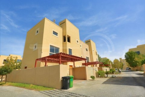 5 غرفة نوم  فيلا في Al Raha Gardens, الإمارات العربية المتحدة رقم 13282 4