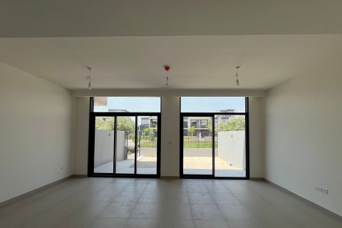 3 bedrooms Townhouse in Mudon, UAE No. 221678 5