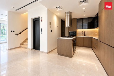 Villa de 4 dormitorios en Dubai, UAE No. 217048 4