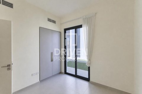 Villa de 4 dormitorios en EMAAR South, UAE No. 217485 12