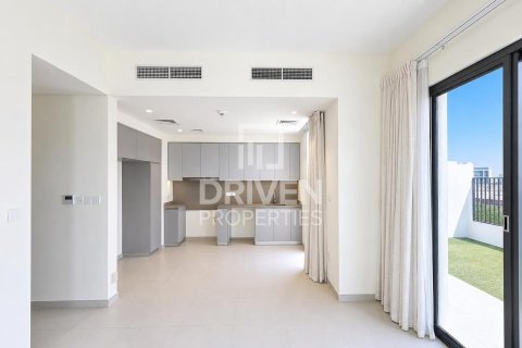 Villa de 4 dormitorios en EMAAR South, UAE No. 217485 7